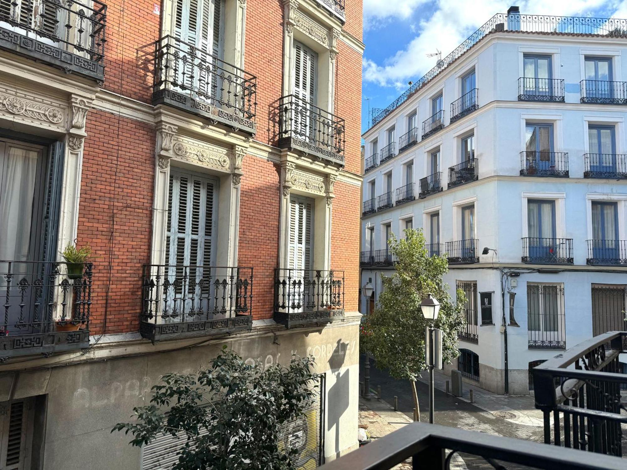 Cavabajasuites Madrid Buitenkant foto