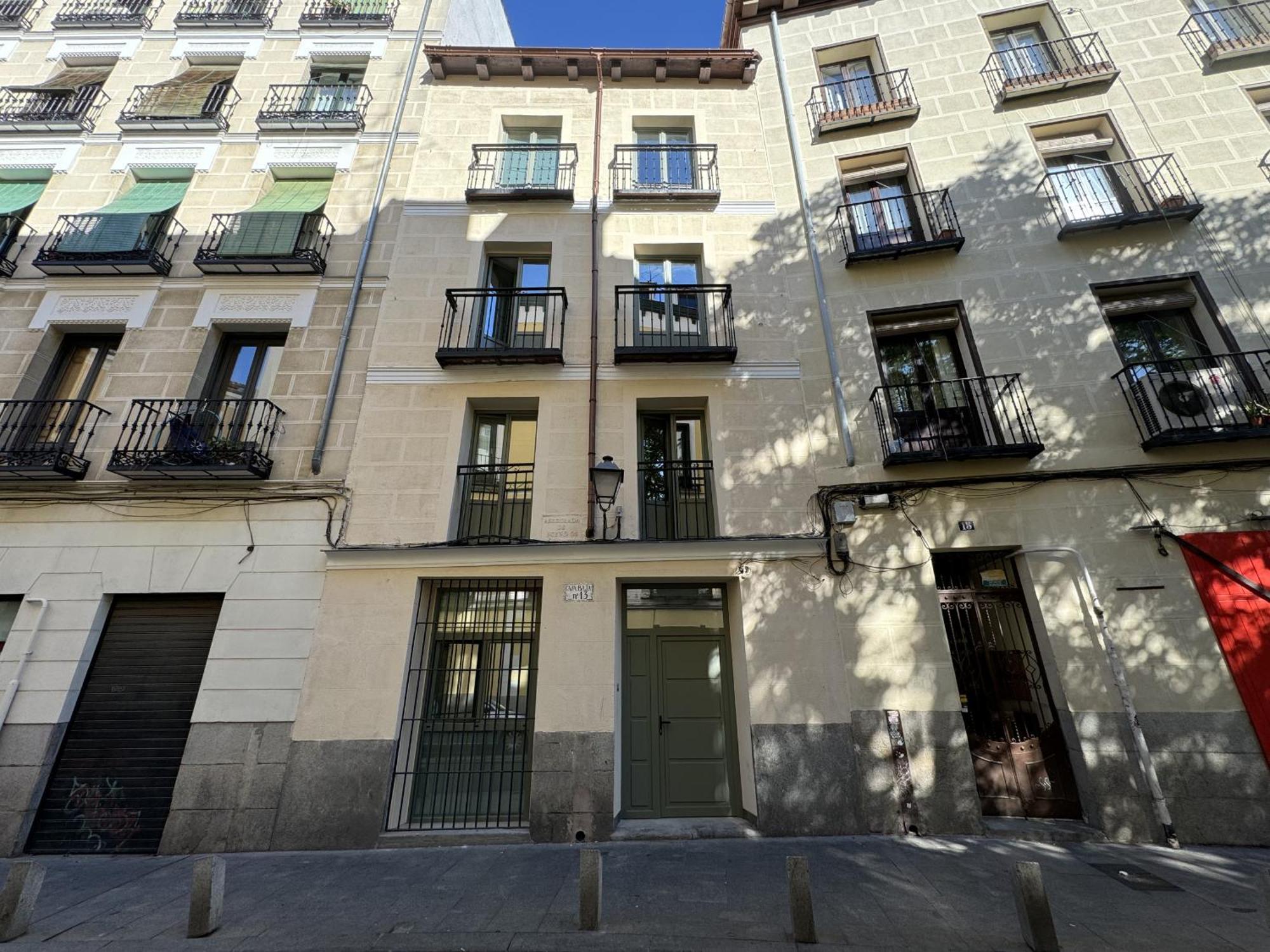 Cavabajasuites Madrid Buitenkant foto